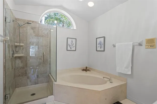 $299,500 | 174 Southampton Place South, Unit 345, Venice, FL 34293