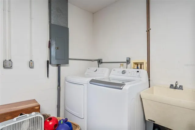 $299,500 | 174 Southampton Place South, Unit 345, Venice, FL 34293