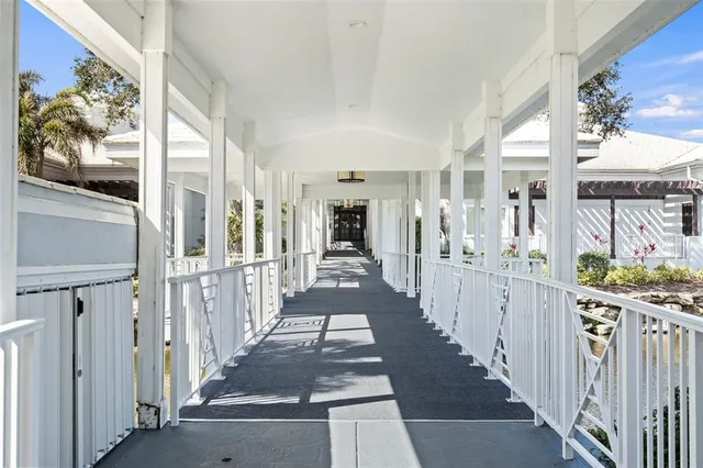 $299,500 | 174 Southampton Place South, Unit 345, Venice, FL 34293