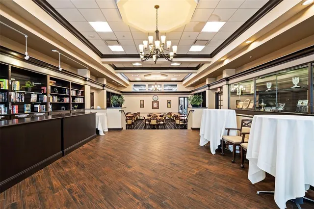 $299,500 | 174 Southampton Place South, Unit 345, Venice, FL 34293