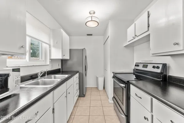 $385,000 | 157 East Laila Drive, West Melbourne, FL 32904