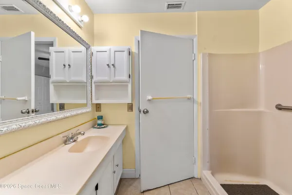 $385,000 | 157 East Laila Drive, West Melbourne, FL 32904