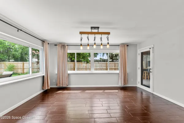 $385,000 | 157 East Laila Drive, West Melbourne, FL 32904