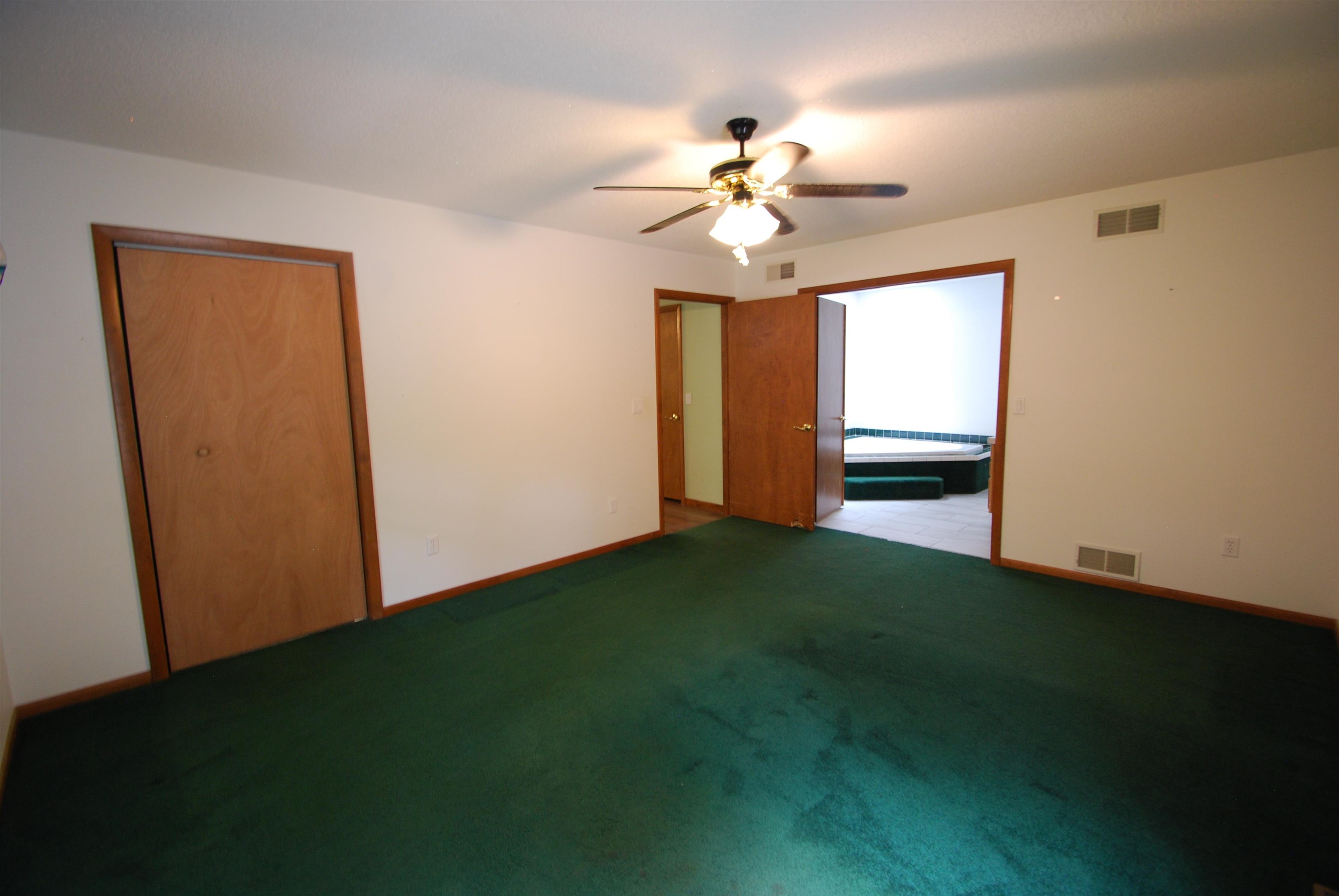 4290 Rifle River Trail Prescott, MI 48756 - Photo 18 of 57 1936497-0bd9751b-5a4c-4948-af8a-db8160d88052.JPG