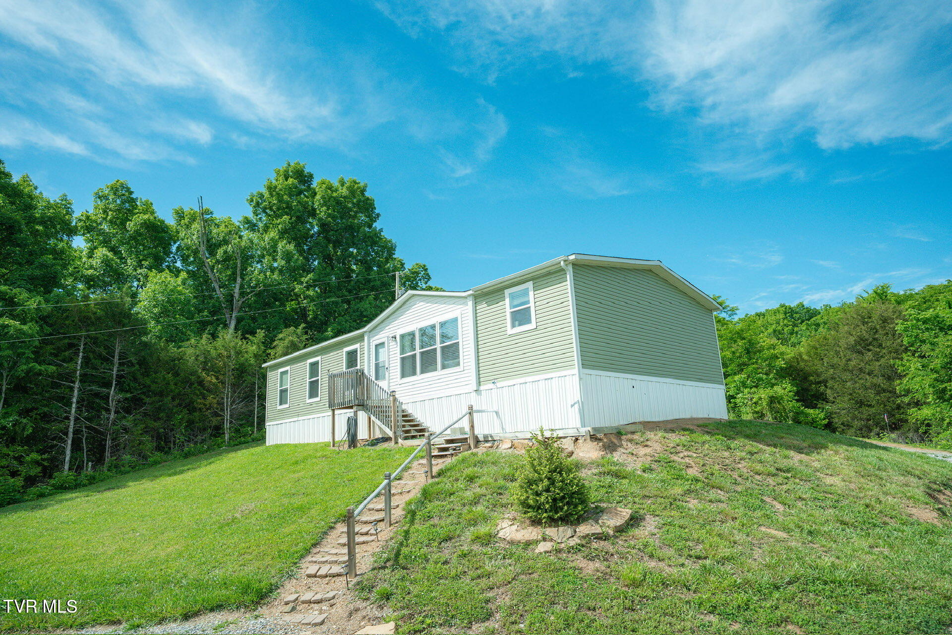 290 Smith Hollow Road Greeneville, TN 37743 - Photo 23 of 25 FrontHouse