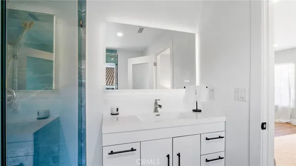 $8,500 | 420 South Hill Street, Orange, CA 92869