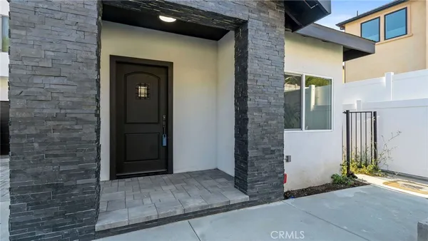 $8,500 | 420 South Hill Street, Orange, CA 92869