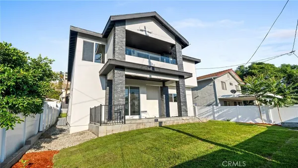 $8,500 | 420 South Hill Street, Orange, CA 92869