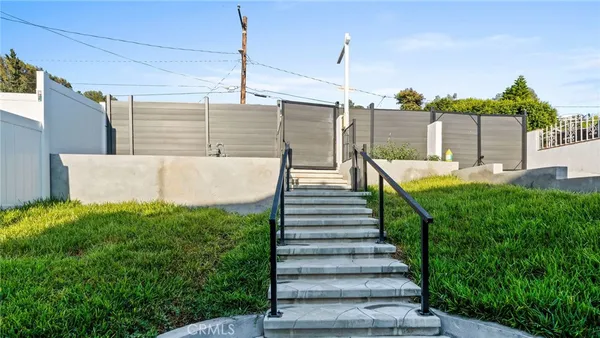 $8,500 | 420 South Hill Street, Orange, CA 92869