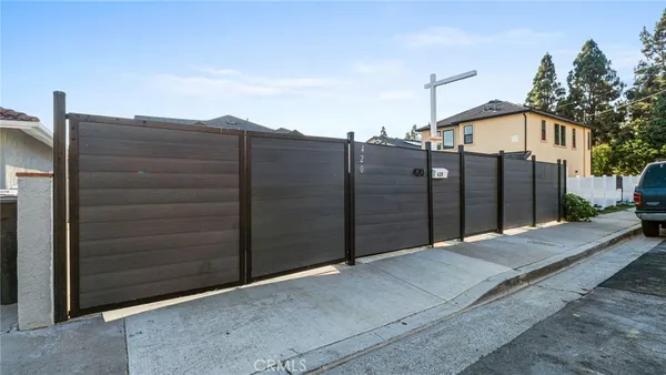 $8,500 | 420 South Hill Street, Orange, CA 92869