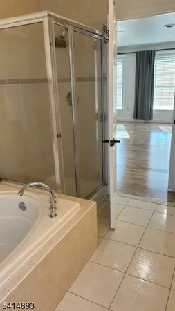 $3,950 | 17 Zabriskie Street, Hackensack, NJ 07601