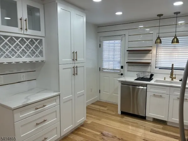 $3,950 | 17 Zabriskie Street, Hackensack, NJ 07601