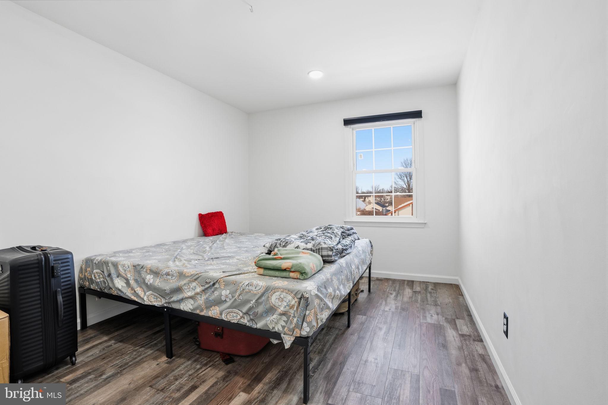 2524 Valley View Road Bensalem, PA 19020 - Photo 16 of 23