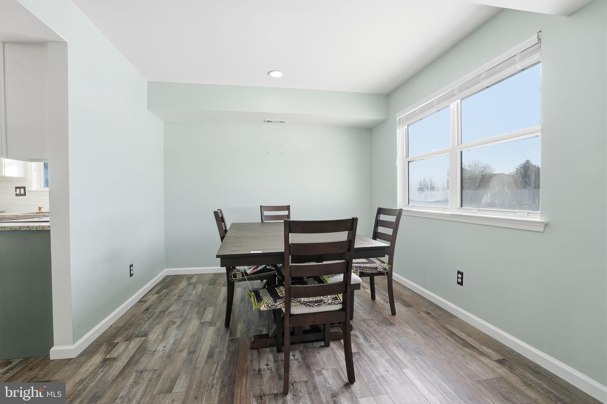 2524 Valley View Road Bensalem, PA 19020 - Photo 7 of 23