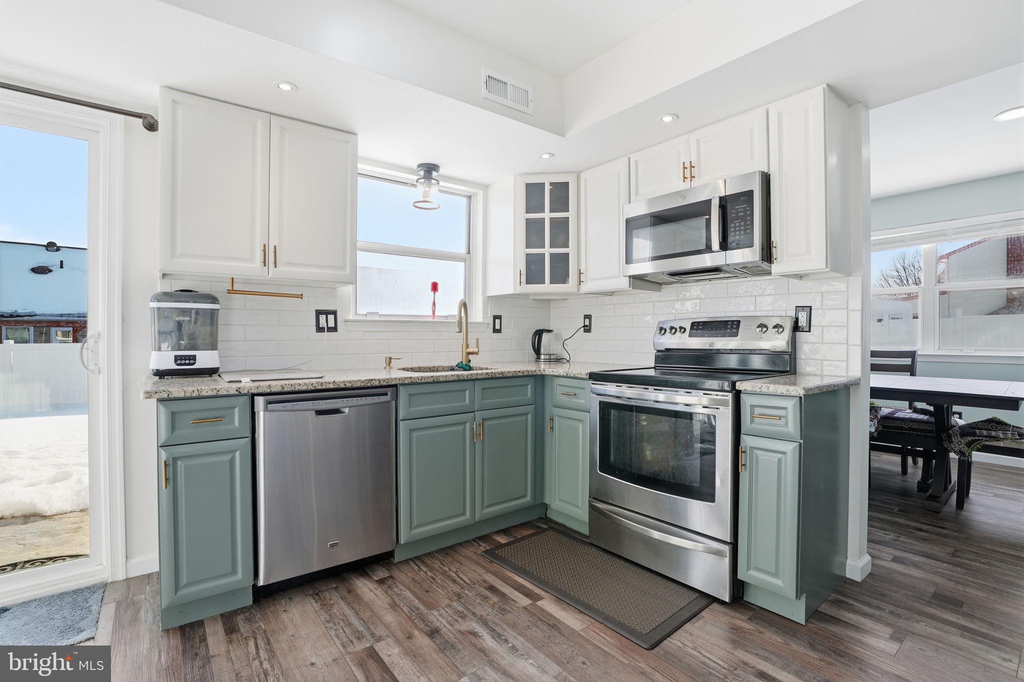 2524 Valley View Road Bensalem, PA 19020 - Photo 10 of 23