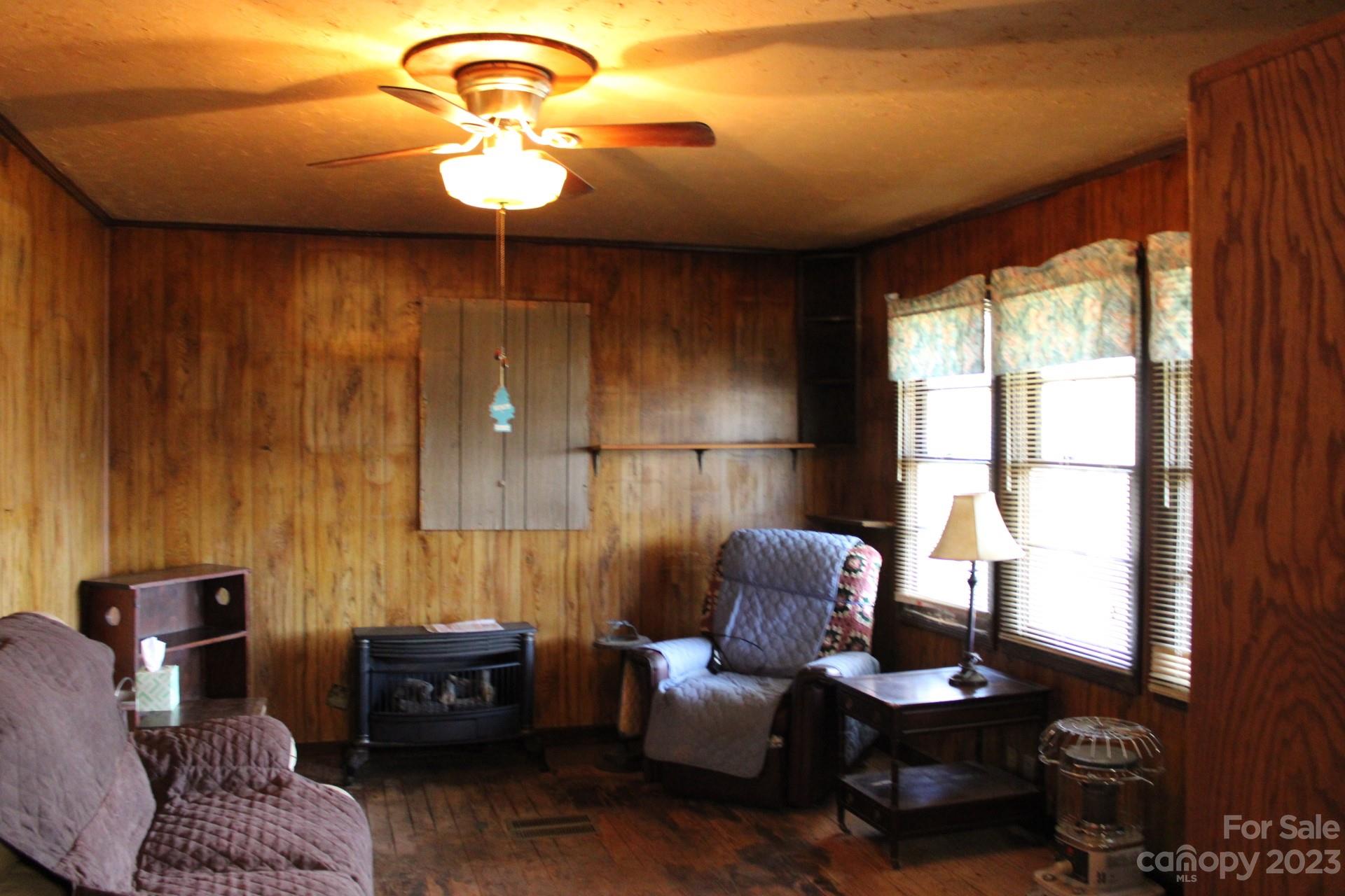 2496 Gladden Road Morganton, NC 28655 - Photo 7 of 13 Gallery Image 7