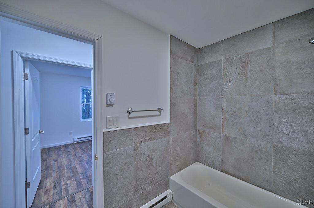 139 Winter Hill Road Effort, PA 18330 - Photo 35 of 50 a bathroom with a bathtub
