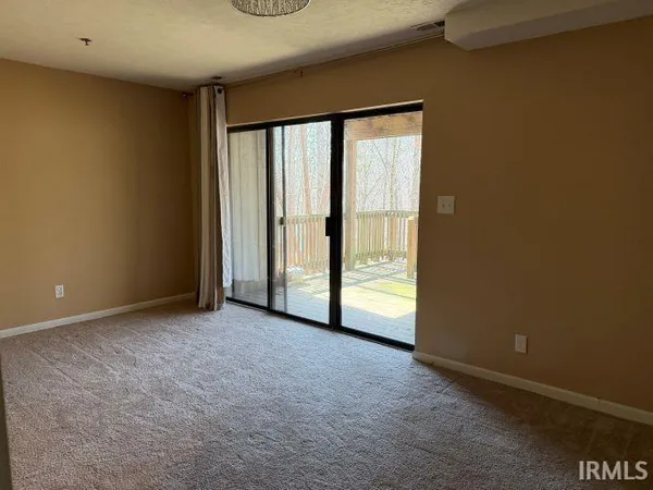 $182,900 | 9052 South Pointe Ridge Lane, Bloomington, IN 47401