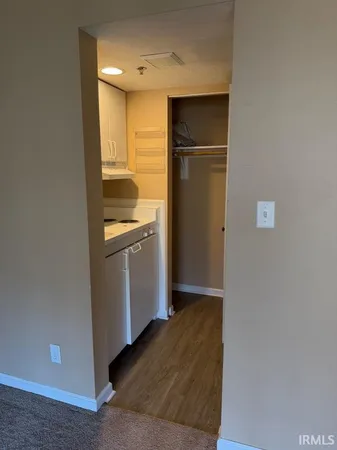 $182,900 | 9052 South Pointe Ridge Lane, Bloomington, IN 47401