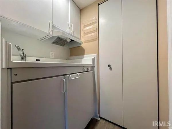 $182,900 | 9052 South Pointe Ridge Lane, Bloomington, IN 47401