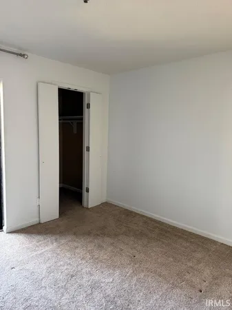 $182,900 | 9052 South Pointe Ridge Lane, Bloomington, IN 47401