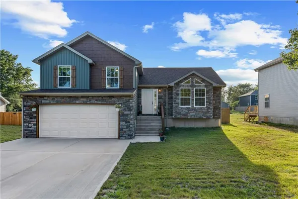 $247,500 | 1714 South Jackson Street, El Dorado Springs, MO 64744
