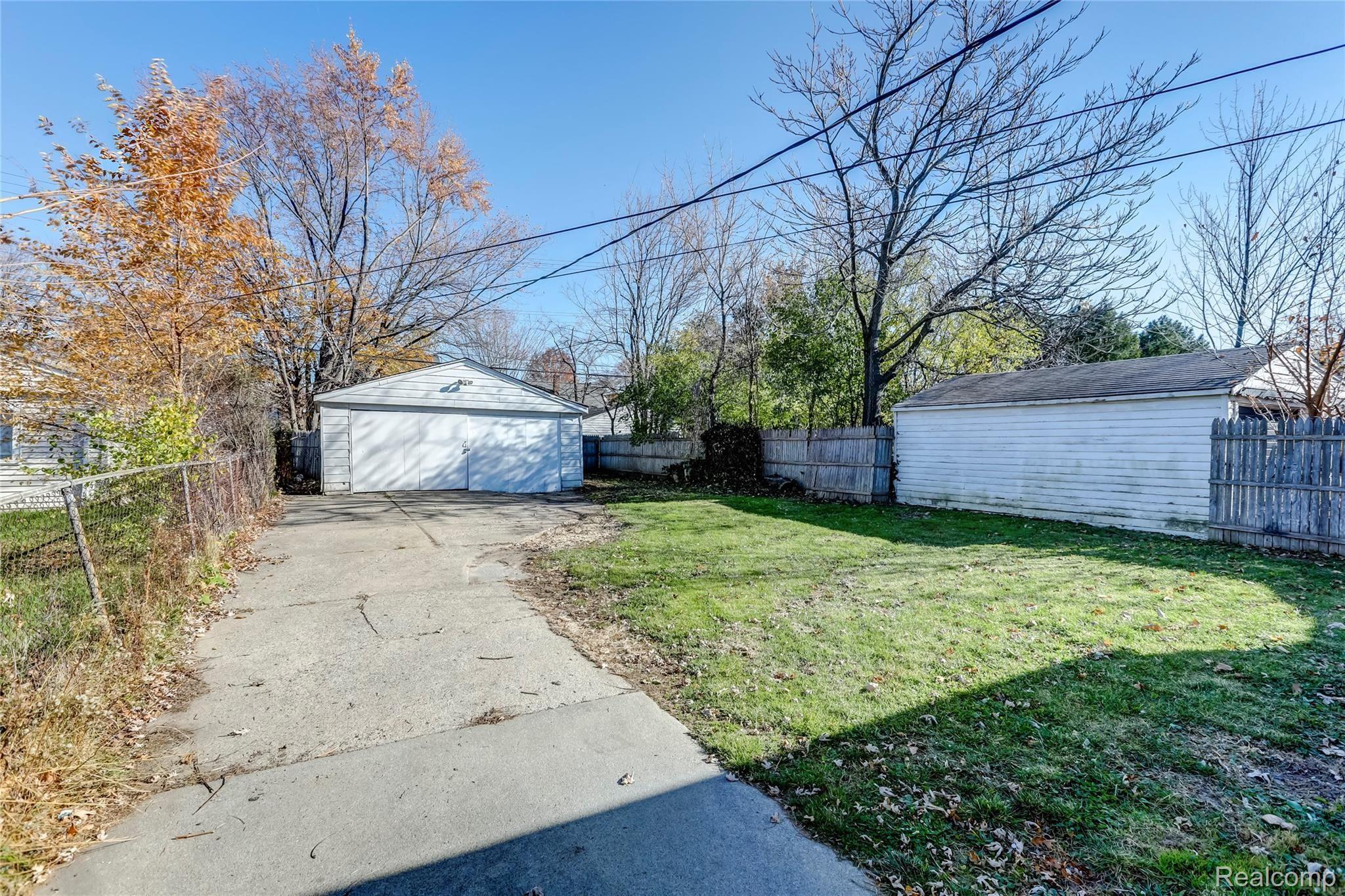 6254 Evergreen Road Detroit, MI 48228 - Photo 23 of 24 6254 Evergreen Road, Detroit, MI-24.jpg-FULL