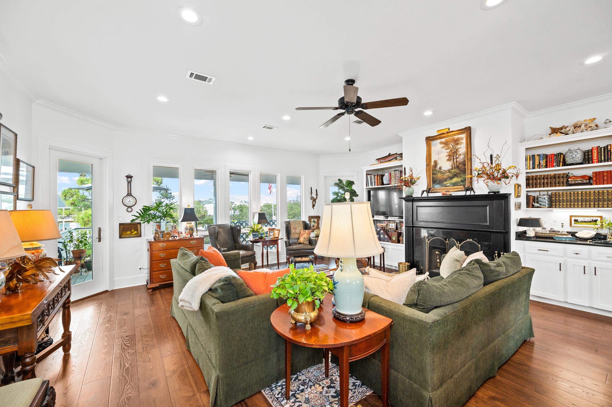 31835 River Road Orange Beach, AL 36561 - Photo 24 of 55 Living Room