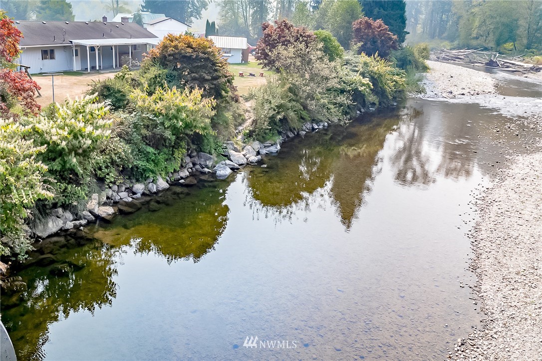 1024 Russell Road Snohomish, WA 98290 - Photo 2 of 28 Gallery Image 2