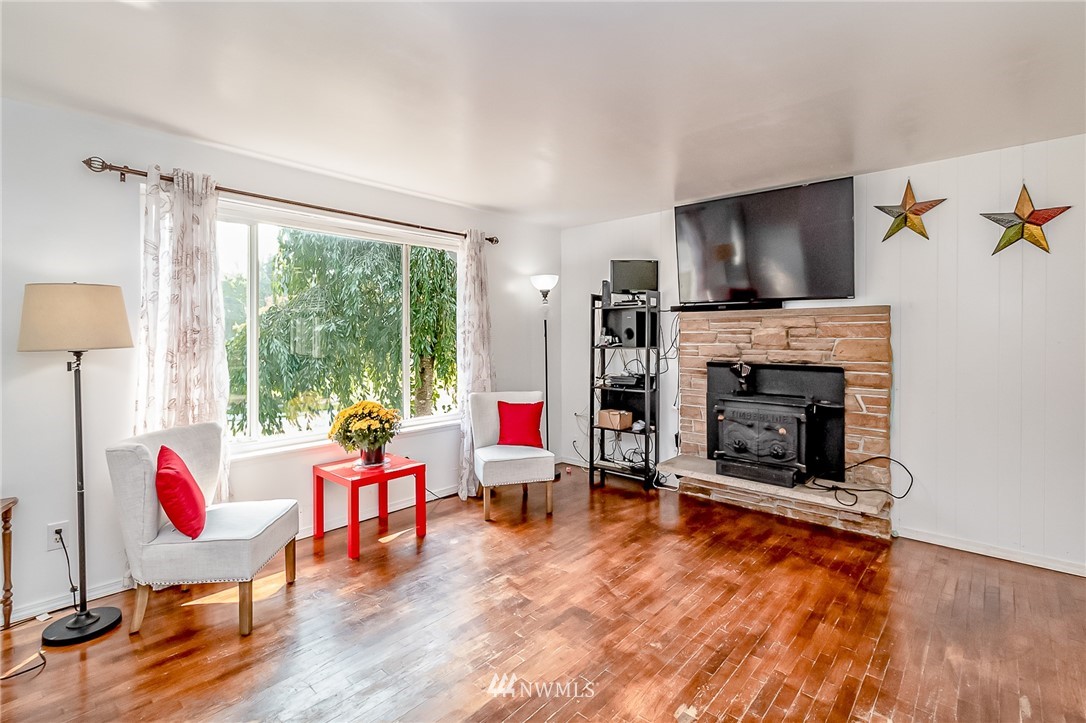 1024 Russell Road Snohomish, WA 98290 - Photo 4 of 28 Gallery Image 4