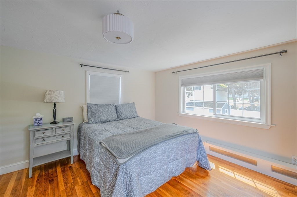 10 Richards Road Weymouth, MA 02189 - Photo 24 of 40