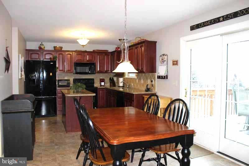 2935 Weaver Road Lancaster, PA 17601 - Photo 4 of 27