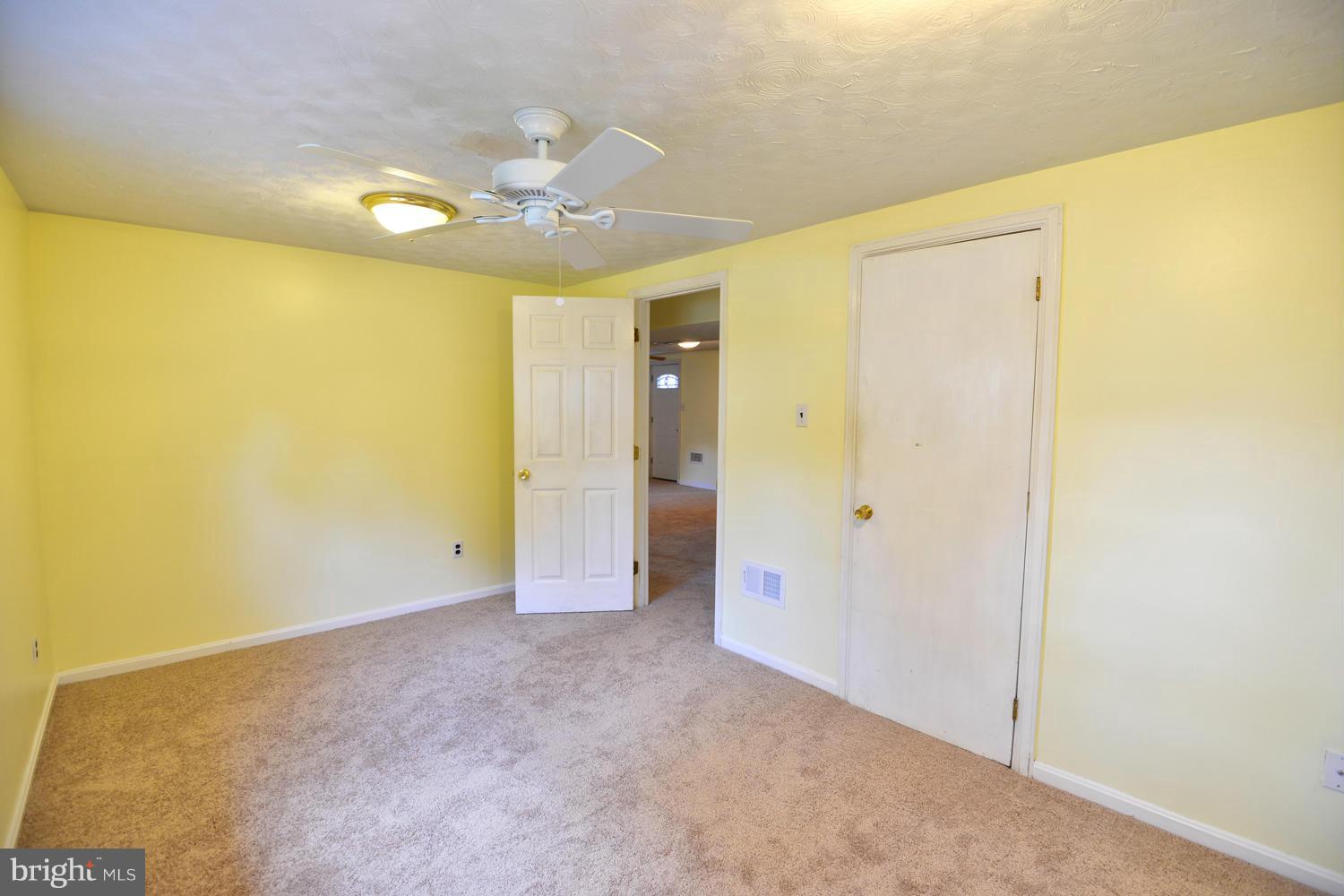 1630 Marlboro Road Edgewater, MD 21037 - Photo 20 of 30 Bedroom #4 - so much space to stretch out