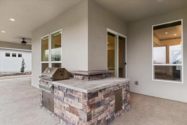 $985,000 | 2252 Oak Creek Drive, Copperopolis, CA 95228