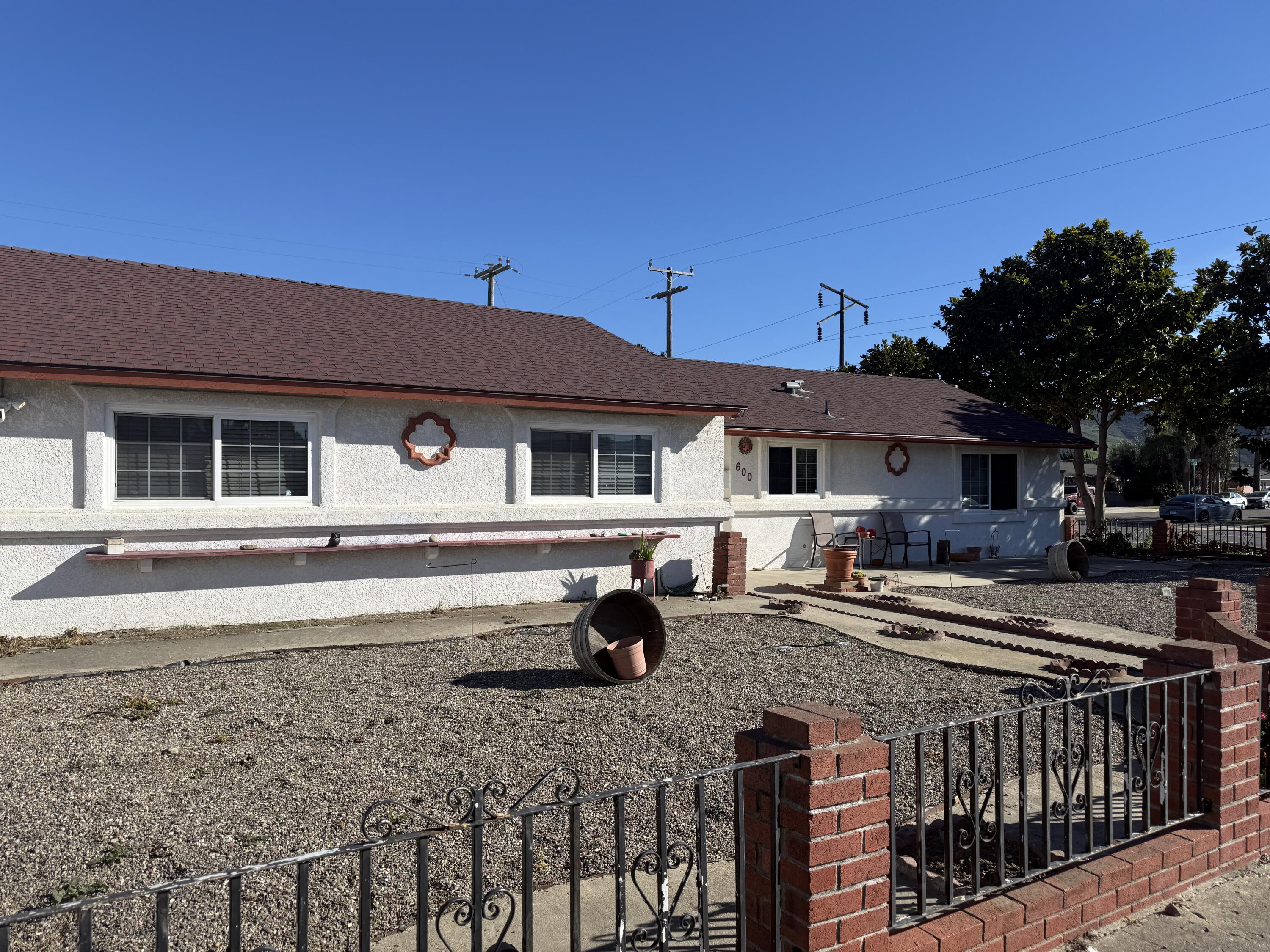 600 North Larkspur Street Lompoc, CA 93436 - Photo 1 of 1 a house view with a seating space