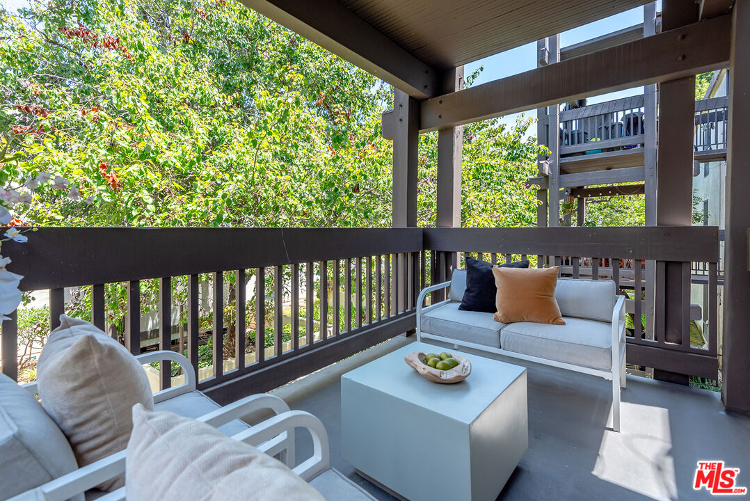 7742 Redlands Street, Unit D2040 Playa del Rey, CA 90293 - Photo 5 of 35