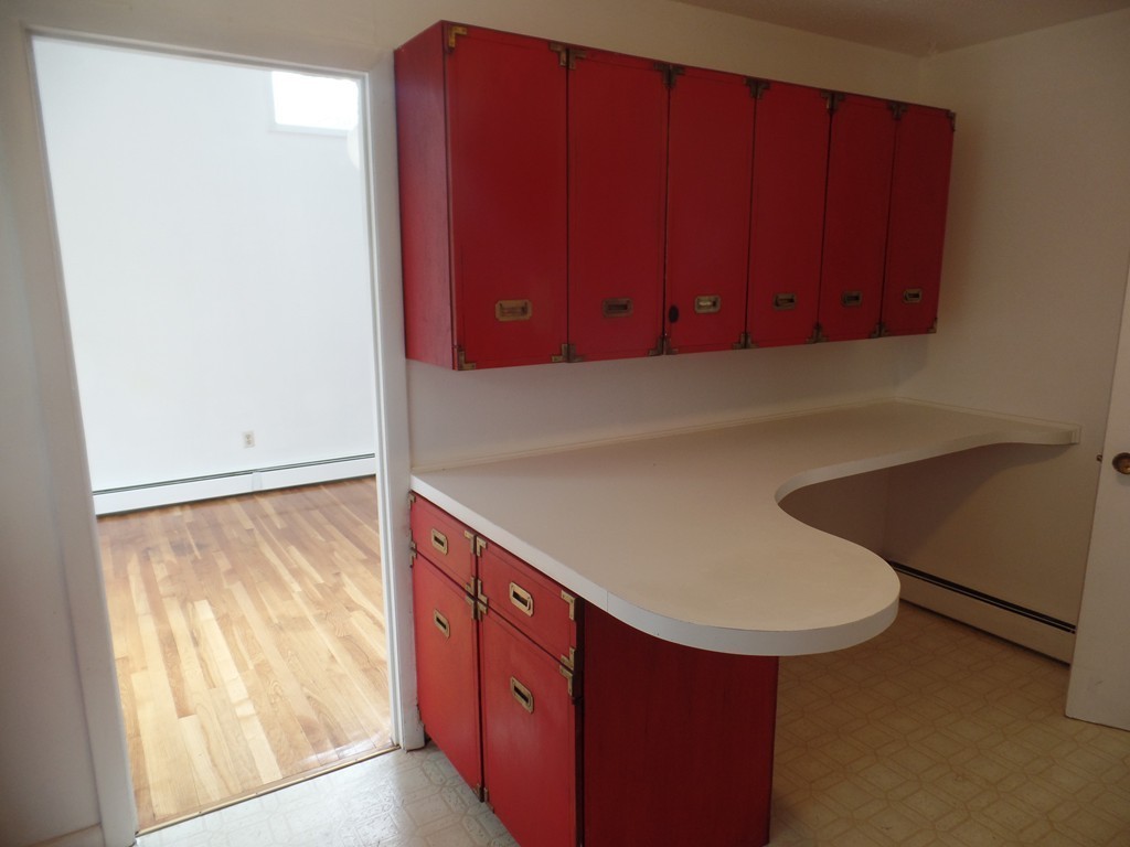 112 High Point Drive Amherst, MA 01002 - Photo 14 of 29 Gallery Image 14