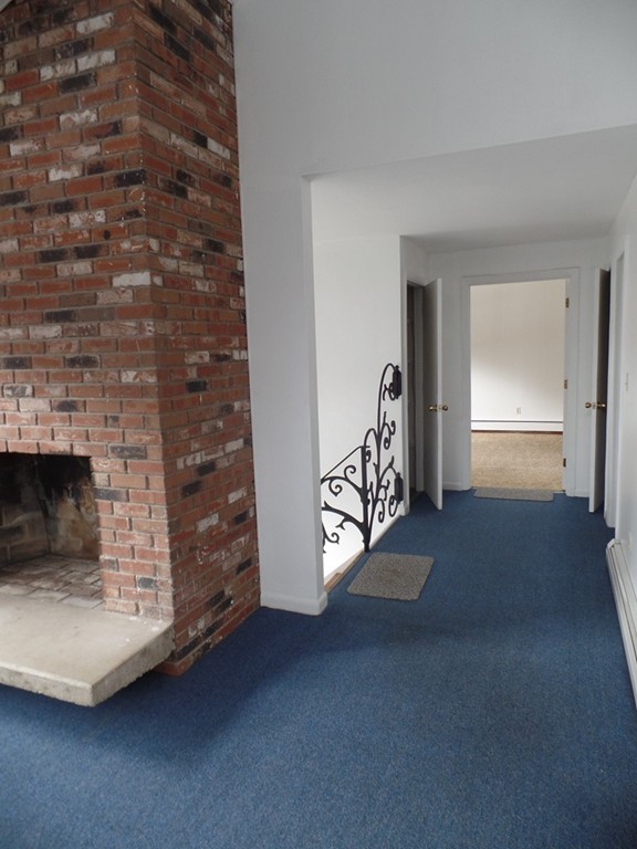 112 High Point Drive Amherst, MA 01002 - Photo 8 of 29 Gallery Image 8