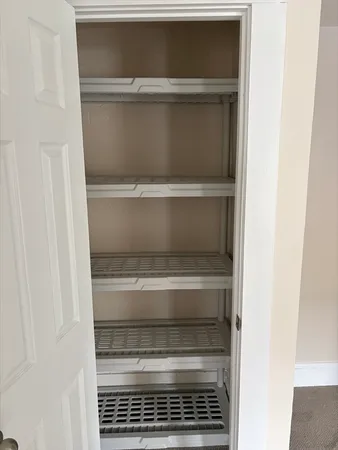 $3,400 | 42 Charnock Street, Unit 1, Beverly, MA 01915