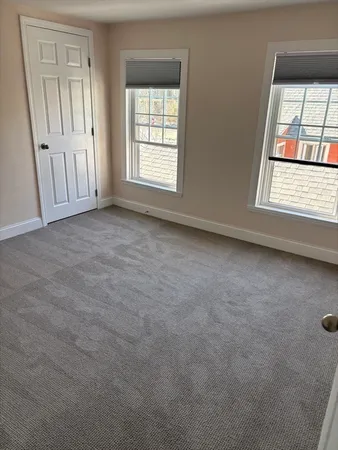 $3,400 | 42 Charnock Street, Unit 1, Beverly, MA 01915