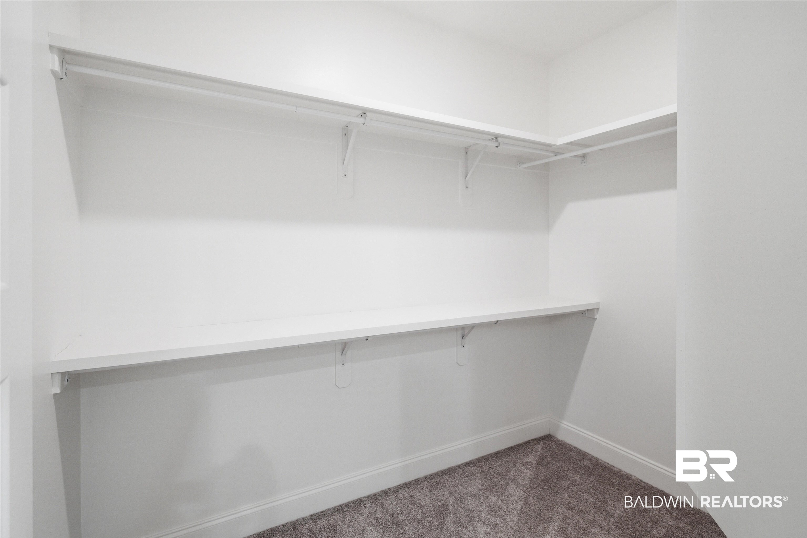 245 Divot Loop Fairhope, AL 36532 - Photo 16 of 26 Walkin Primary Closet