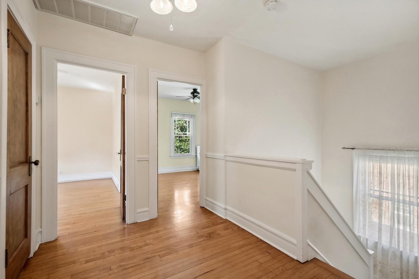 504 Maple Avenue Wilmette, IL 60091 - Photo 6 of 20 a view of hallway with wooden floor