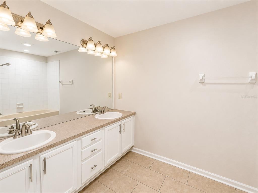 3151 Sinclair Street, Unit 104 Orlando, FL 32835 - Photo 18 of 30
