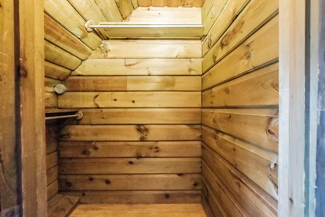 $419,000 | 21 Laurel Avenue, Auburn, ME 04210