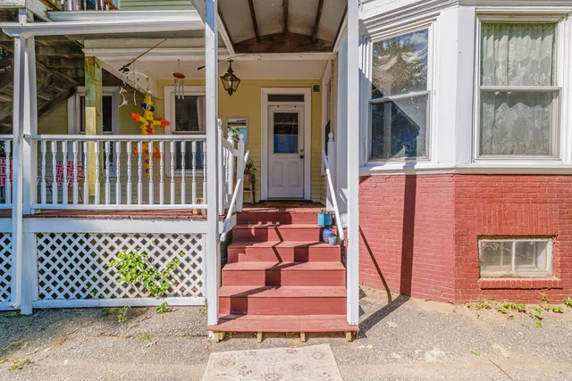 $419,000 | 21 Laurel Avenue, Auburn, ME 04210