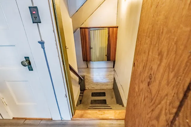 $419,000 | 21 Laurel Avenue, Auburn, ME 04210