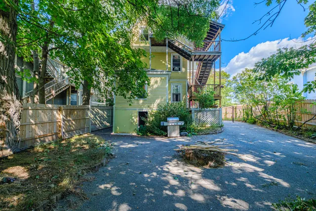 $419,000 | 21 Laurel Avenue, Auburn, ME 04210