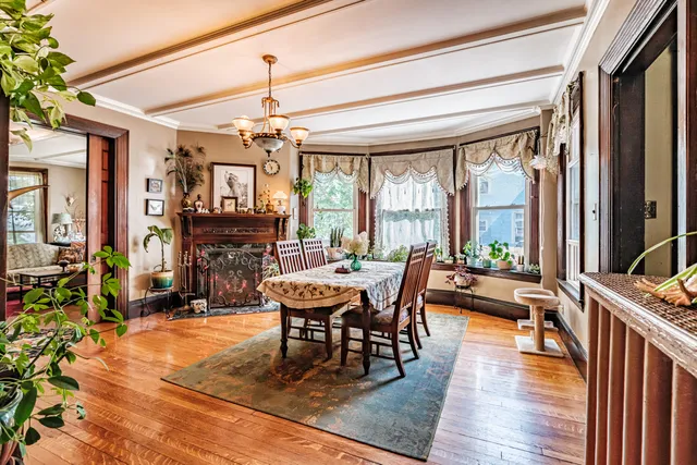 $419,000 | 21 Laurel Avenue, Auburn, ME 04210