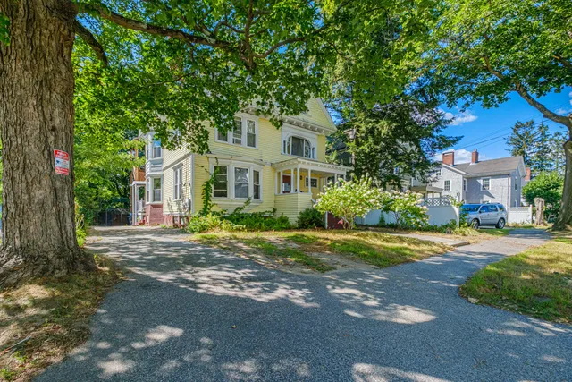 $419,000 | 21 Laurel Avenue, Auburn, ME 04210