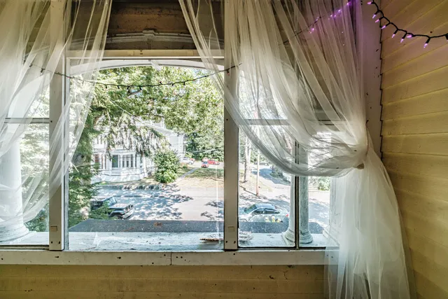 $419,000 | 21 Laurel Avenue, Auburn, ME 04210